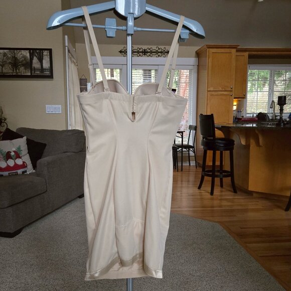 NWT Maidenform sz 34C firm control strapless convertible full slip - Picture 3 of 6